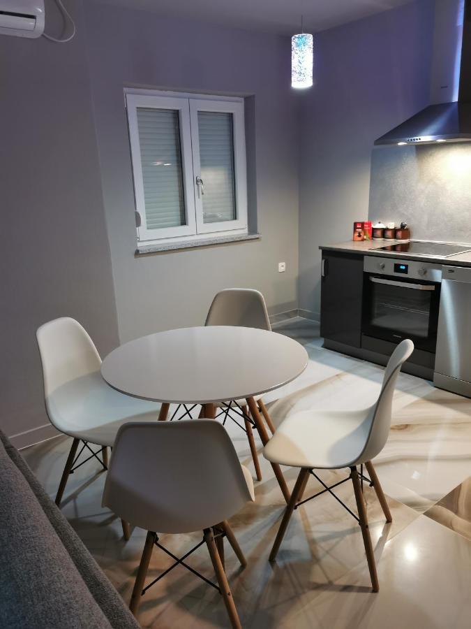 Apartment Luki Povile Esterno foto